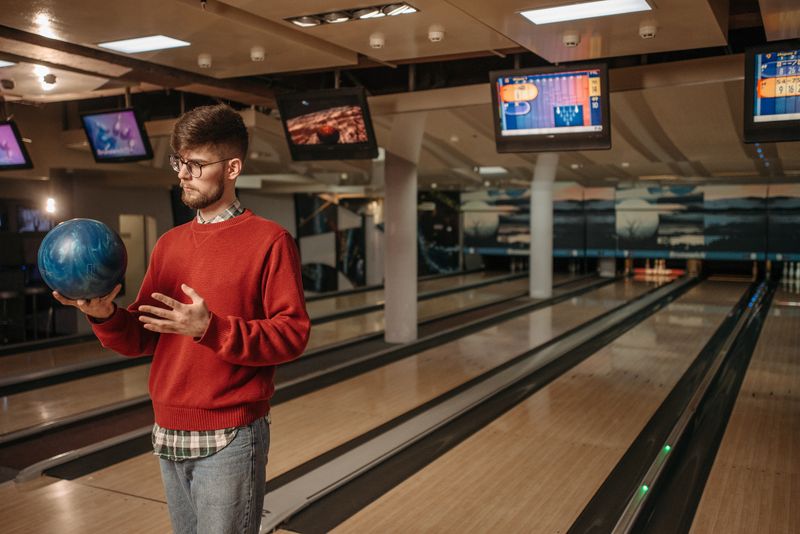 Interijer kuglane Strike s pripremljenim stazama